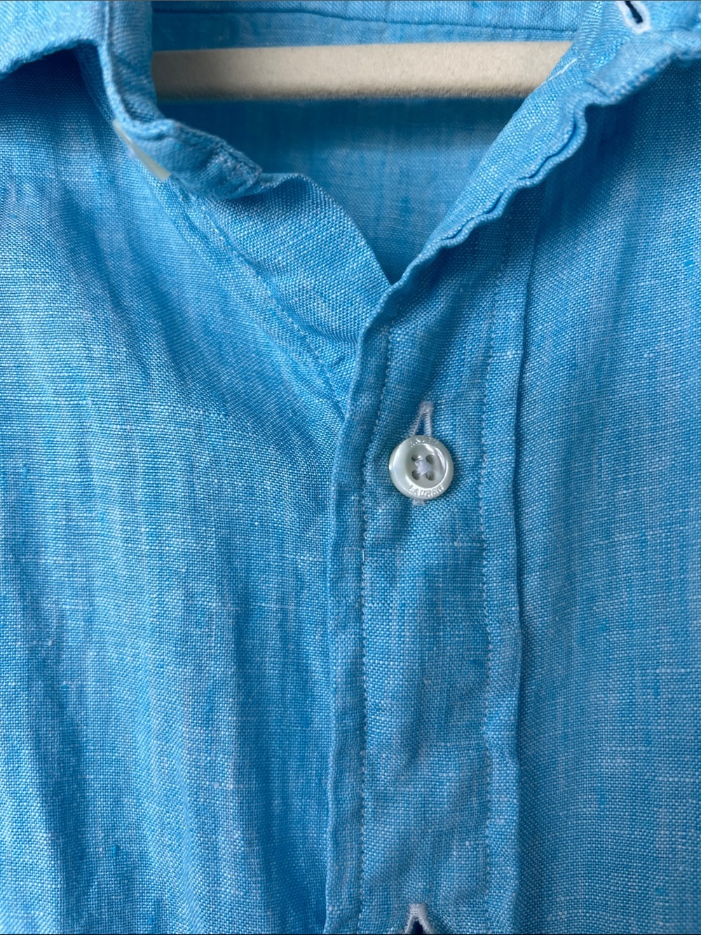 Polo by Ralph Lauren Men’s Light Blue Linen Button-Down Shirt - Picture 2 of 6
